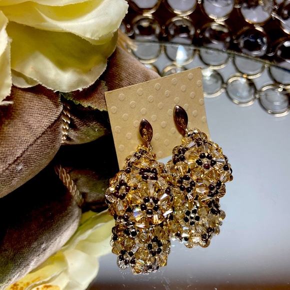 Earings - Picture 2 of 3